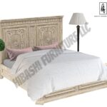 DARNA Traditional Style Rustic Platform Bed